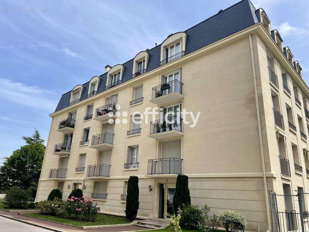 Appartement à VERSAILLES