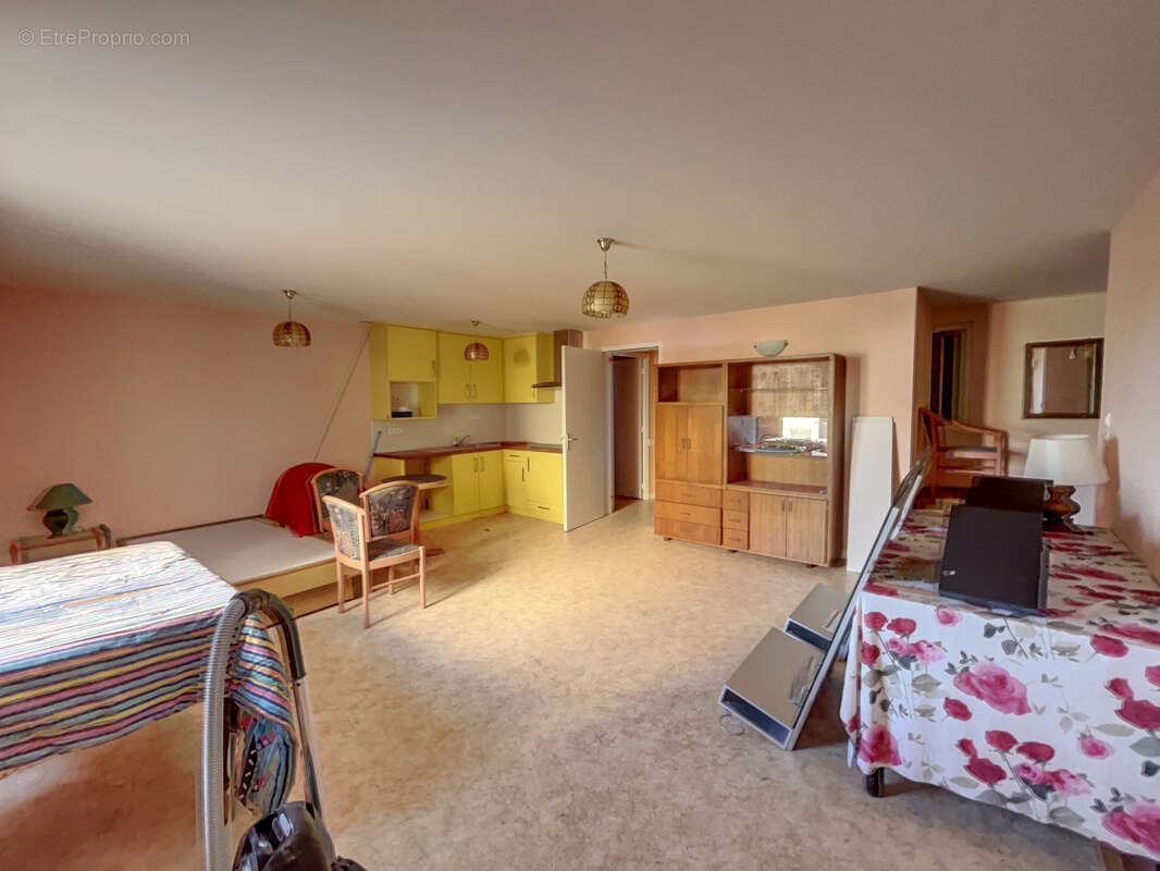 Appartement à CAMORS