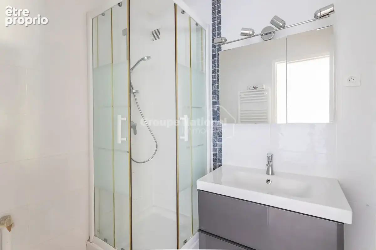 Appartement T2 avec ascenseur dans le centre ville de Carry le Rouet - photo 8