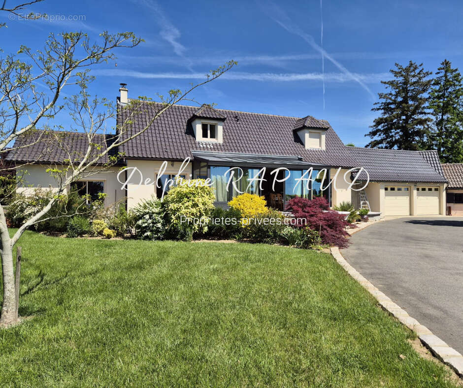 Maison à THIRON-GARDAIS