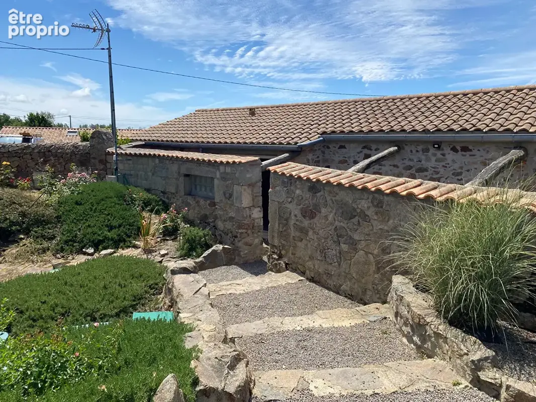 Vendee 85150  bien atypique , moulin , longere, et maisonnette  . exceptionelle - photo 17