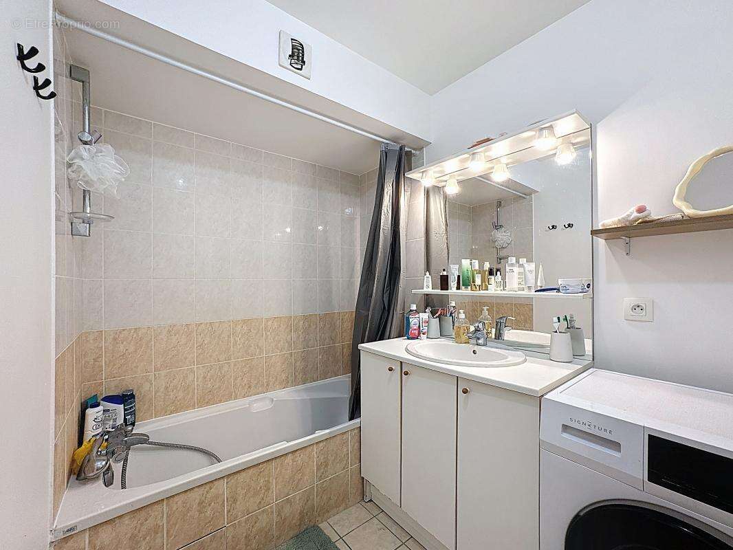 Appartement à REIGNIER