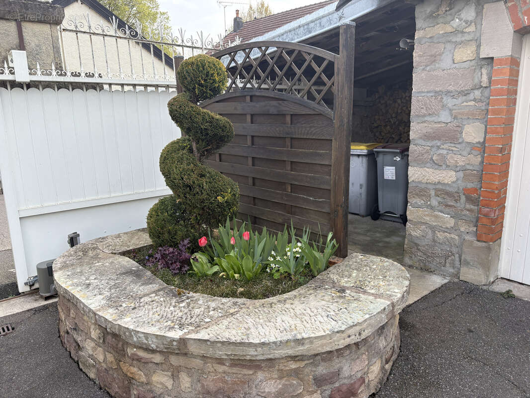 Maison à LUXEUIL-LES-BAINS