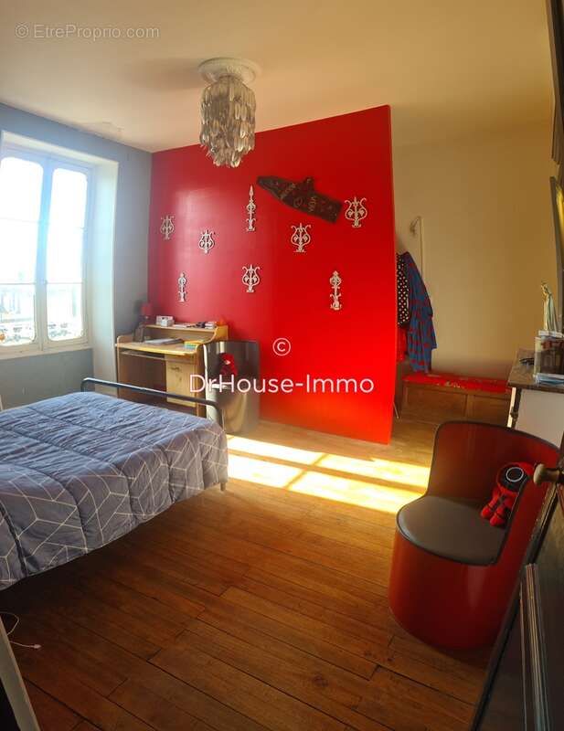 Maison à COULONGES-SUR-L&#039;AUTIZE