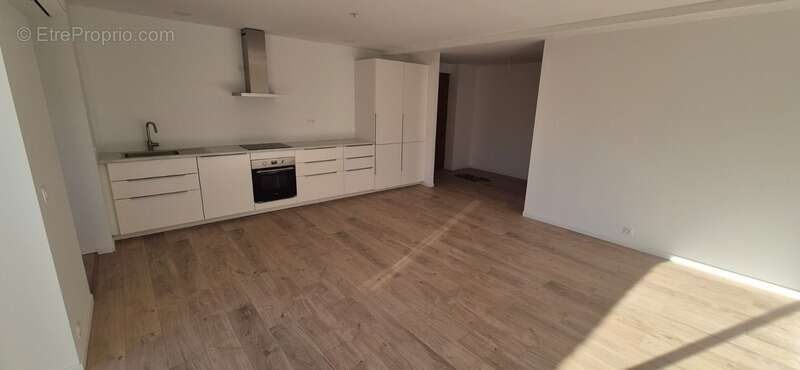 Appartement à HYERES