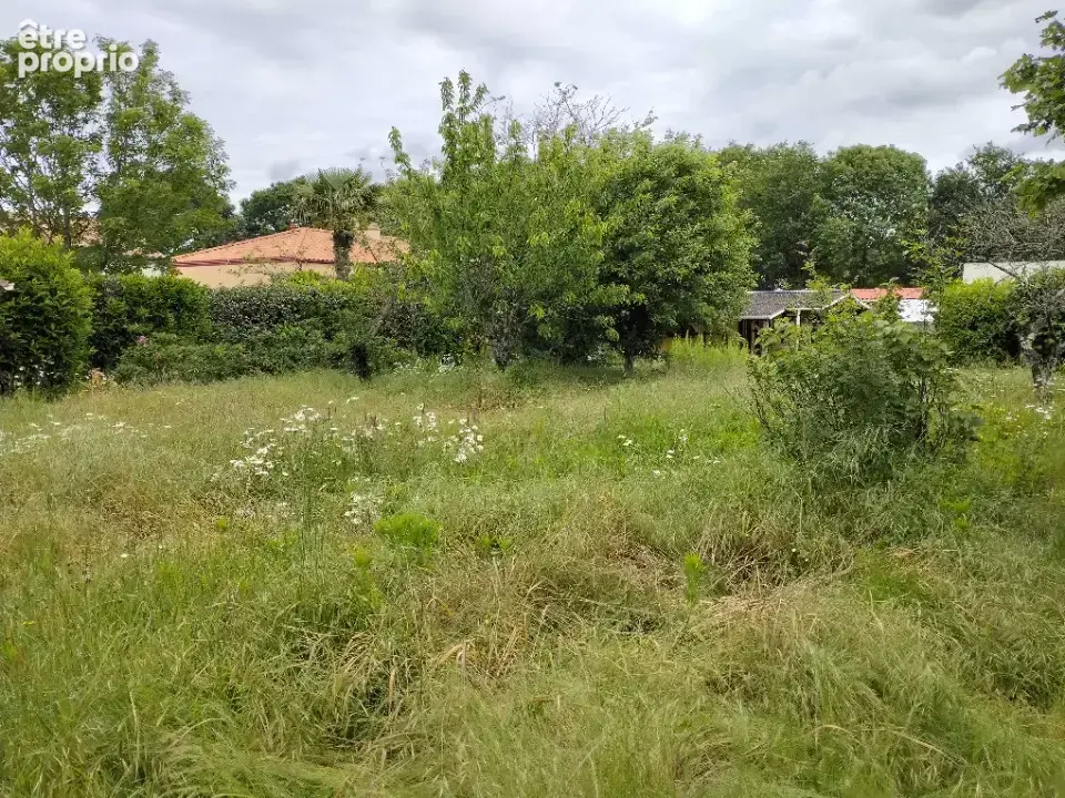 Photo Terrain à Sainte-Pazanne au prix de 98 990€