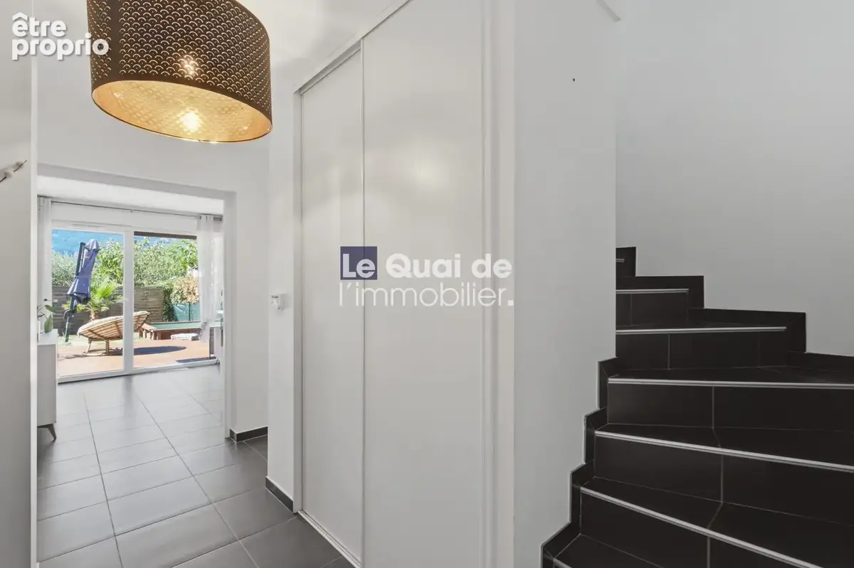 Maison 88 m² à Saint-Georges-De-Commiers  - photo 7