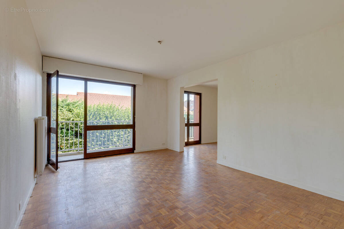 Appartement à DOUVAINE