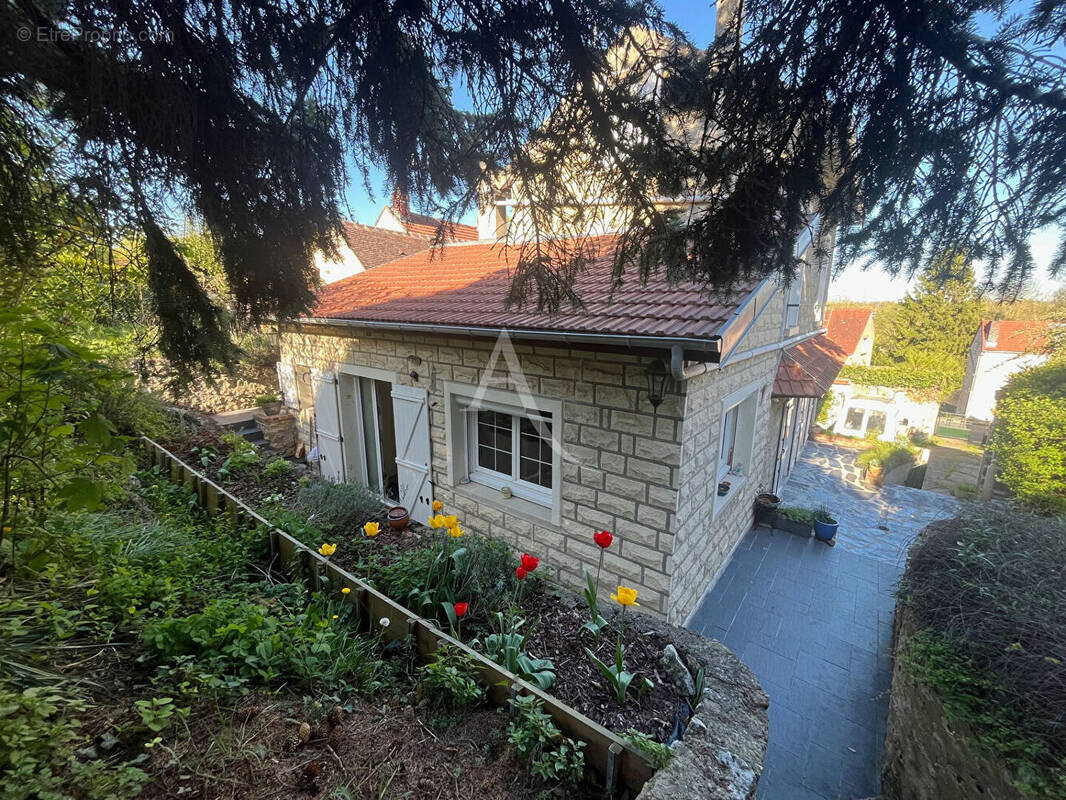 Maison à VAUREAL