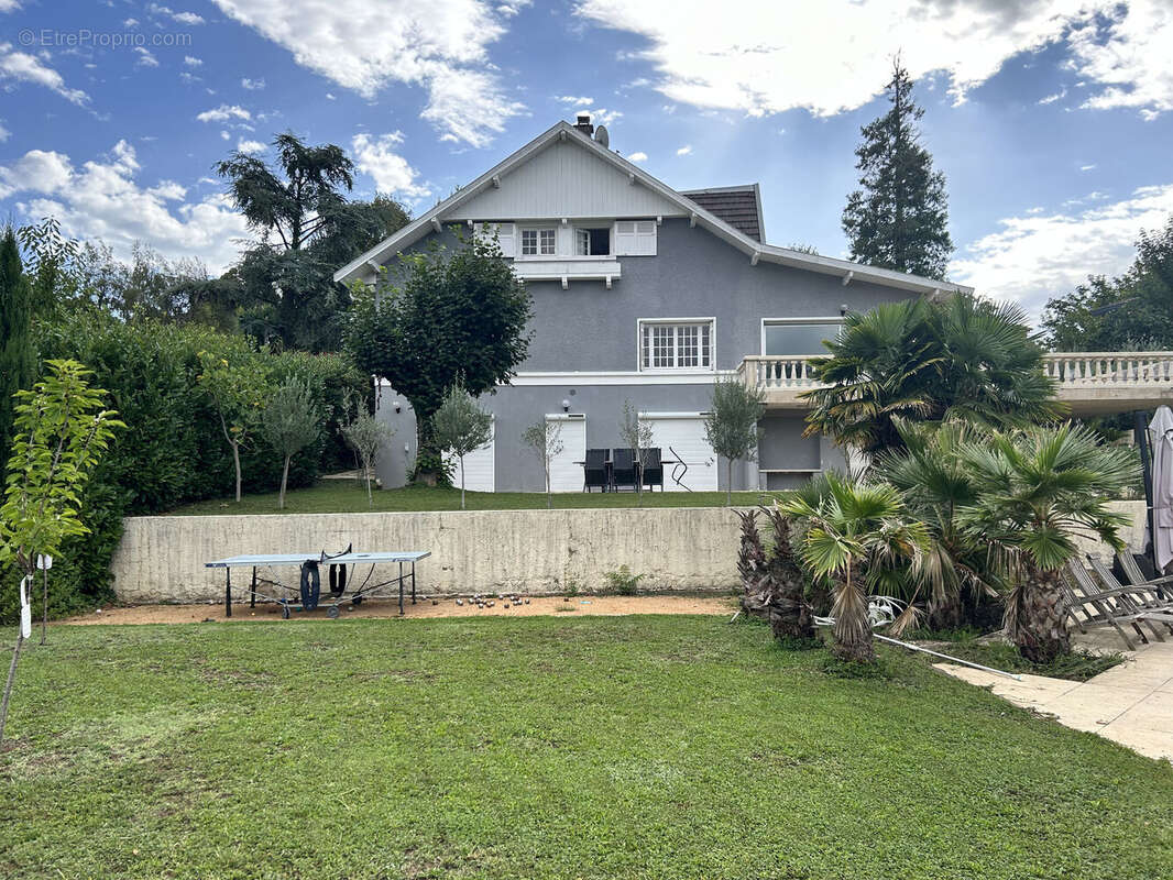 Maison à SAINT-CYR-AU-MONT-D'OR