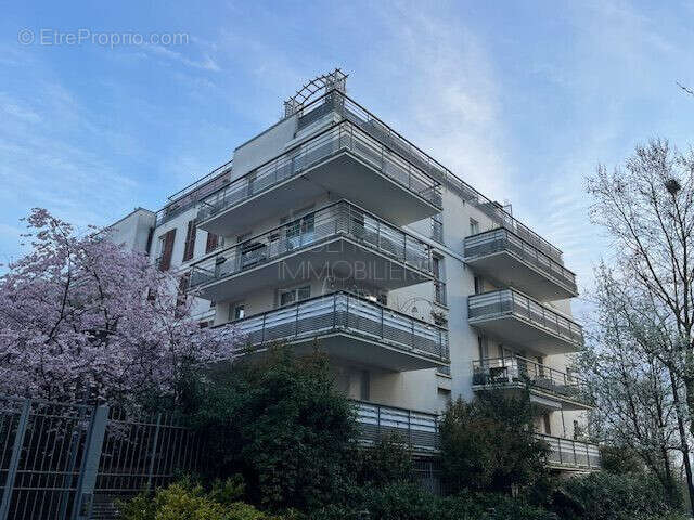 Appartement 61 m² à Massy  - photo 3