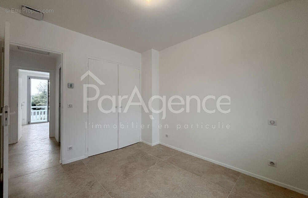 Maison à VAUX-SUR-MER