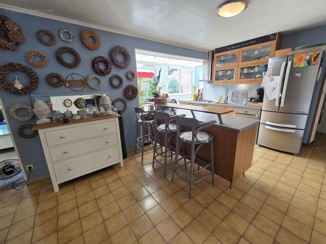 Maison briques offrant 134m² hab sur 361m² ac jardin - photo 3