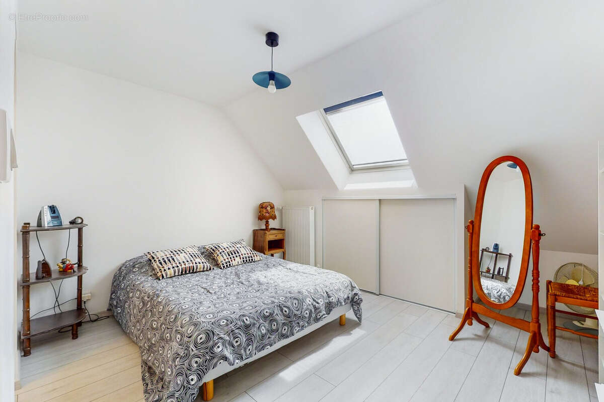 Maison à SAINTE-LUCE-SUR-LOIRE