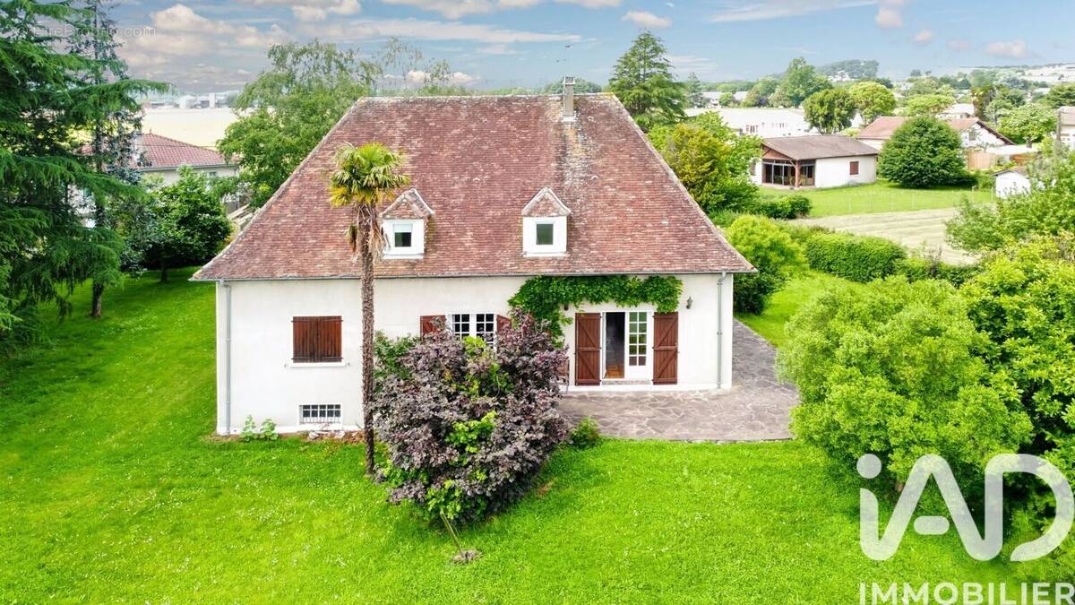Photo 1 - Maison à SAUVETERRE-DE-BEARN