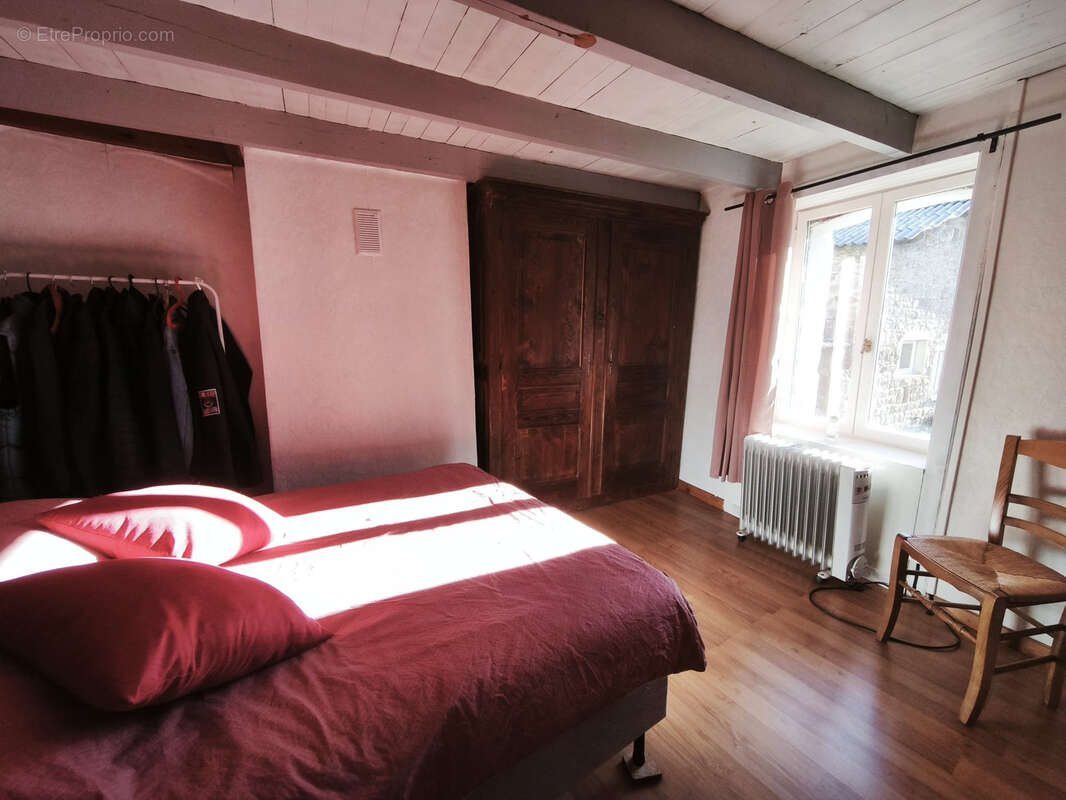 Maison à SAILLANT