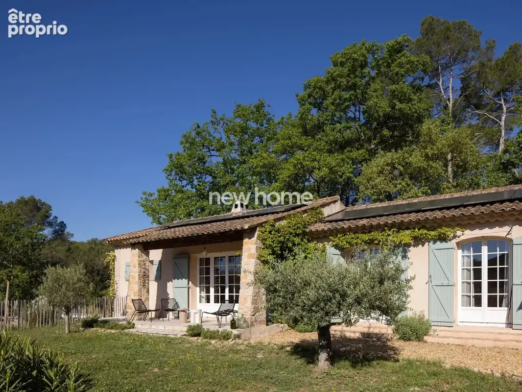 Villa joliment rénovée avec piscine dans un cadre verdoyant - photo 6