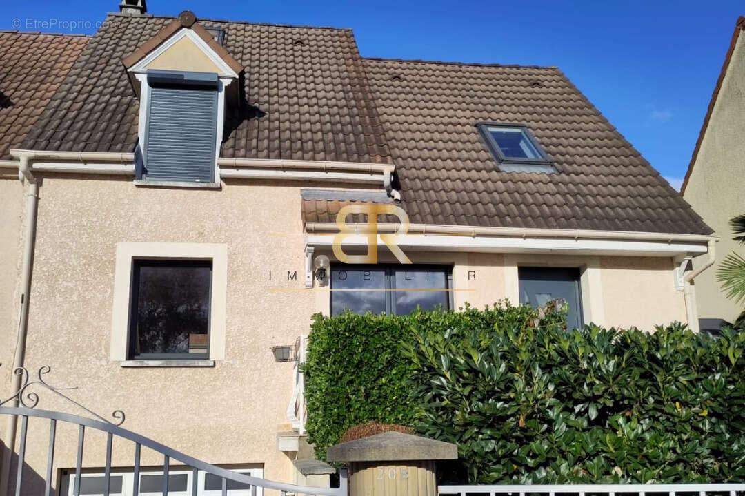 Maison à CONFLANS-SAINTE-HONORINE