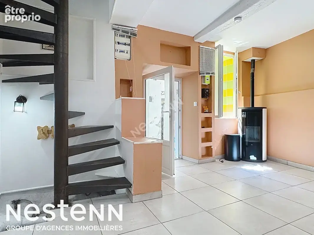 La Roquebrussanne  maison de village 3 pièces 70m2 - photo 3