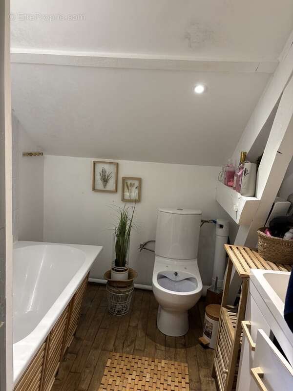 Maison à TERRASSON-LAVILLEDIEU