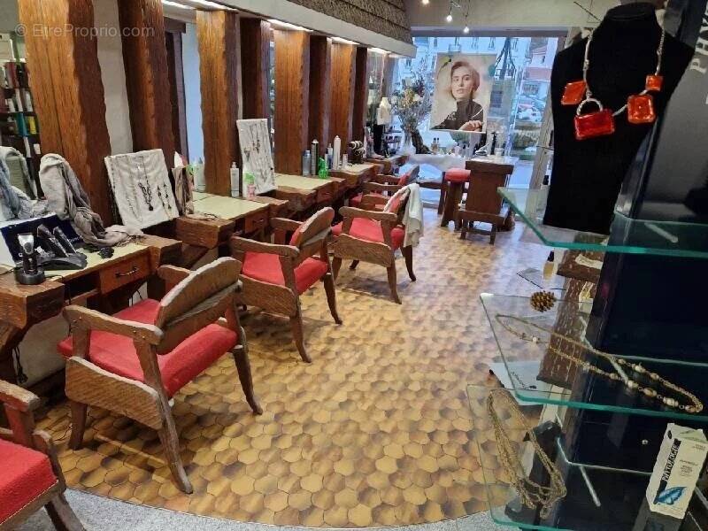 Commerce à REMIREMONT