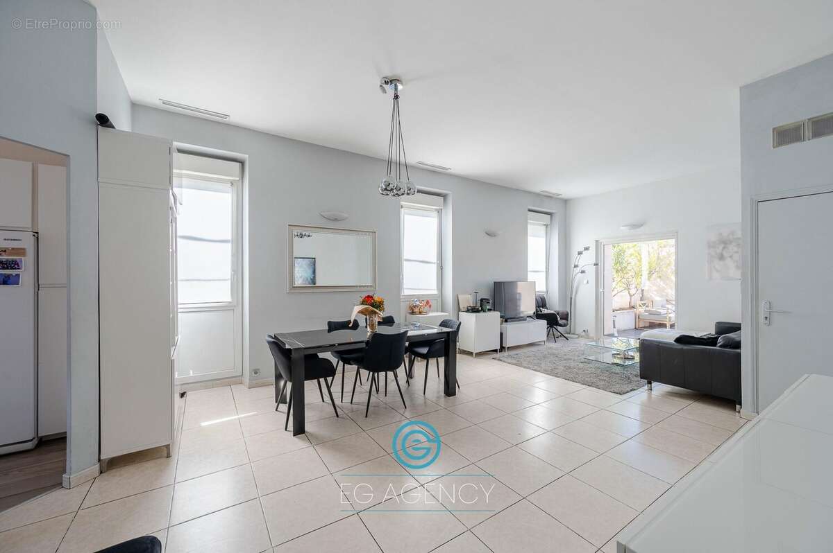 Appartement à MARSEILLE-10E