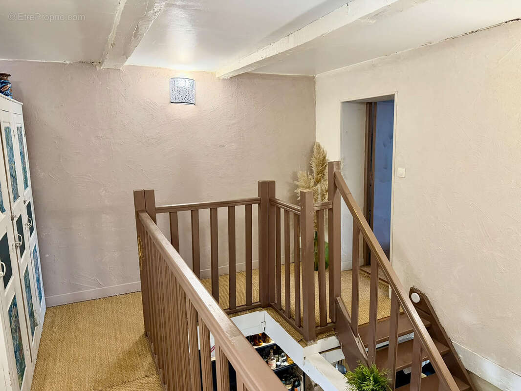 Vente charmante maison rénovée, mitoyenne, sur terrain de  24,77 ares ROYE - photo 17