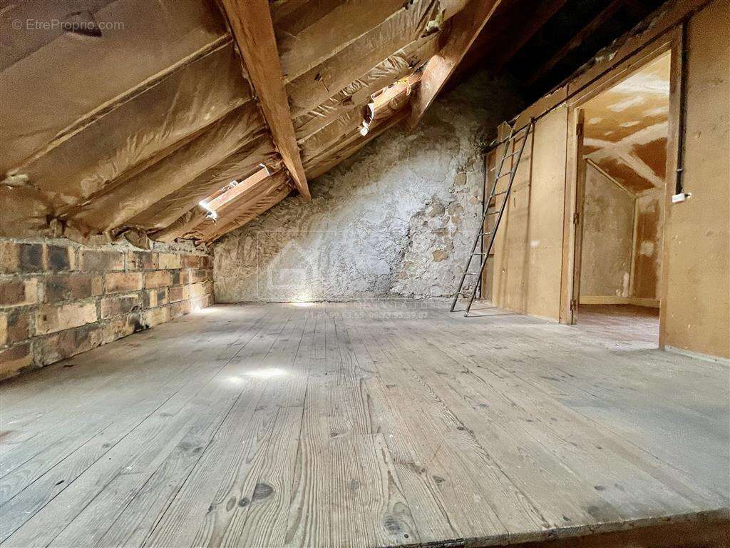 Maison à MILLY-LA-FORET