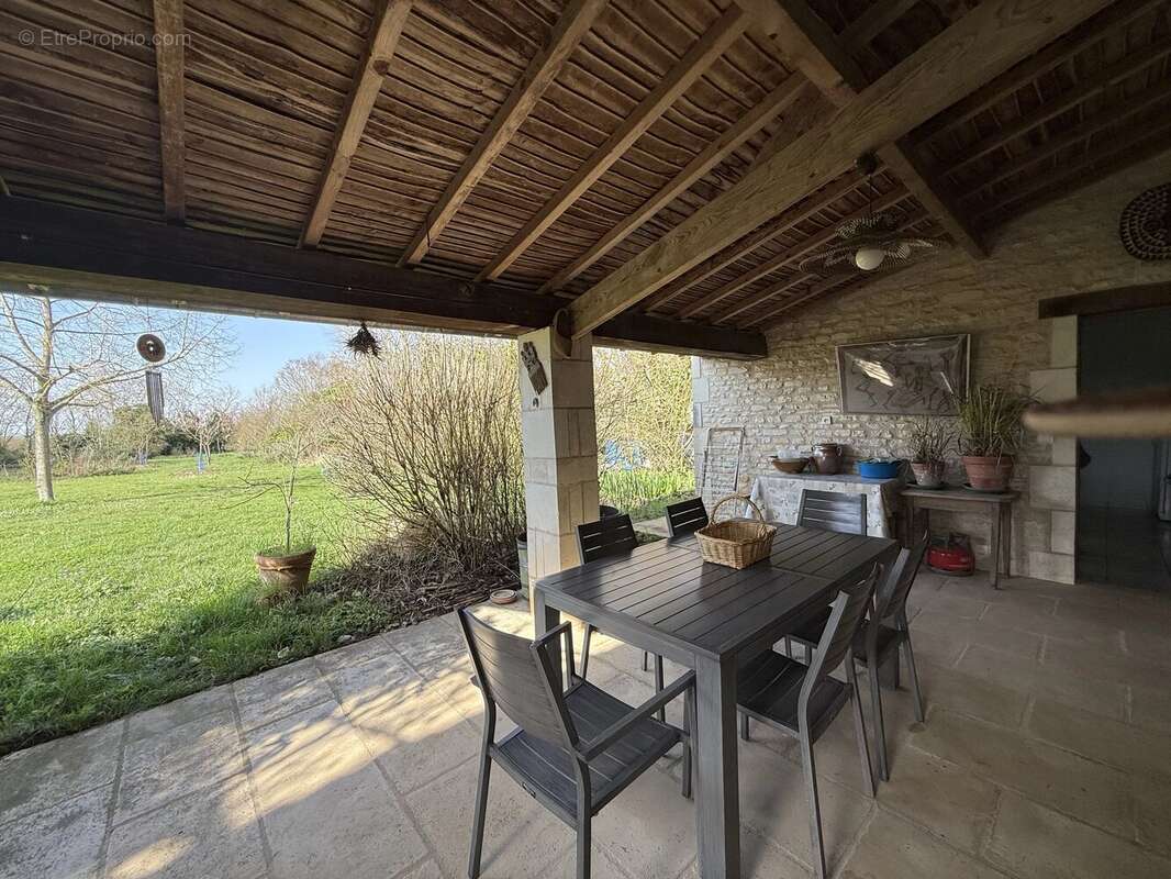 Maison à CUHON