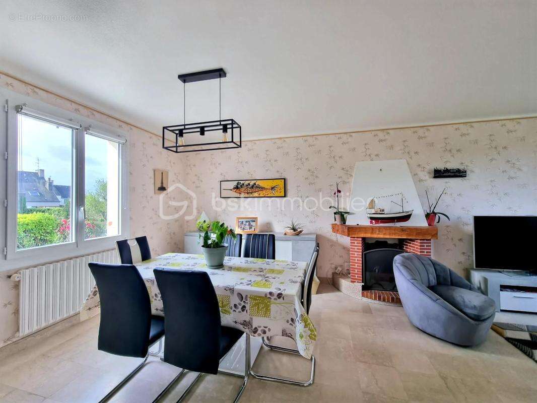 Maison à PLONEOUR-LANVERN