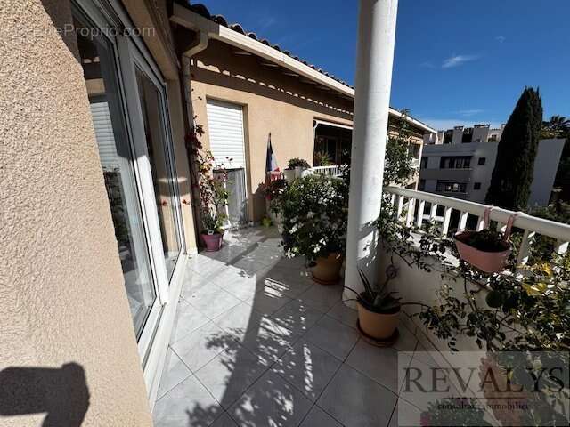 Appartement à CARQUEIRANNE