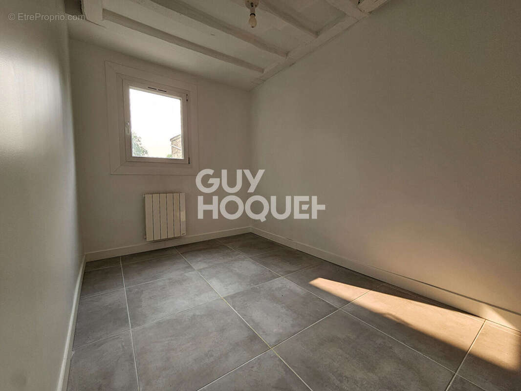 Appartement à GUIGNES