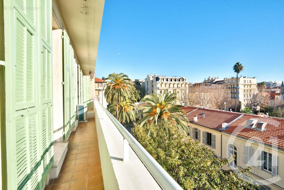 Appartement à NICE