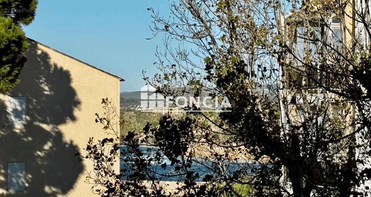 Appartement à SIX-FOURS-LES-PLAGES