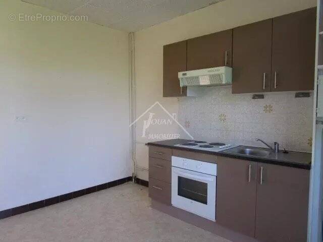 Appartement à LA FERTE-HAUTERIVE