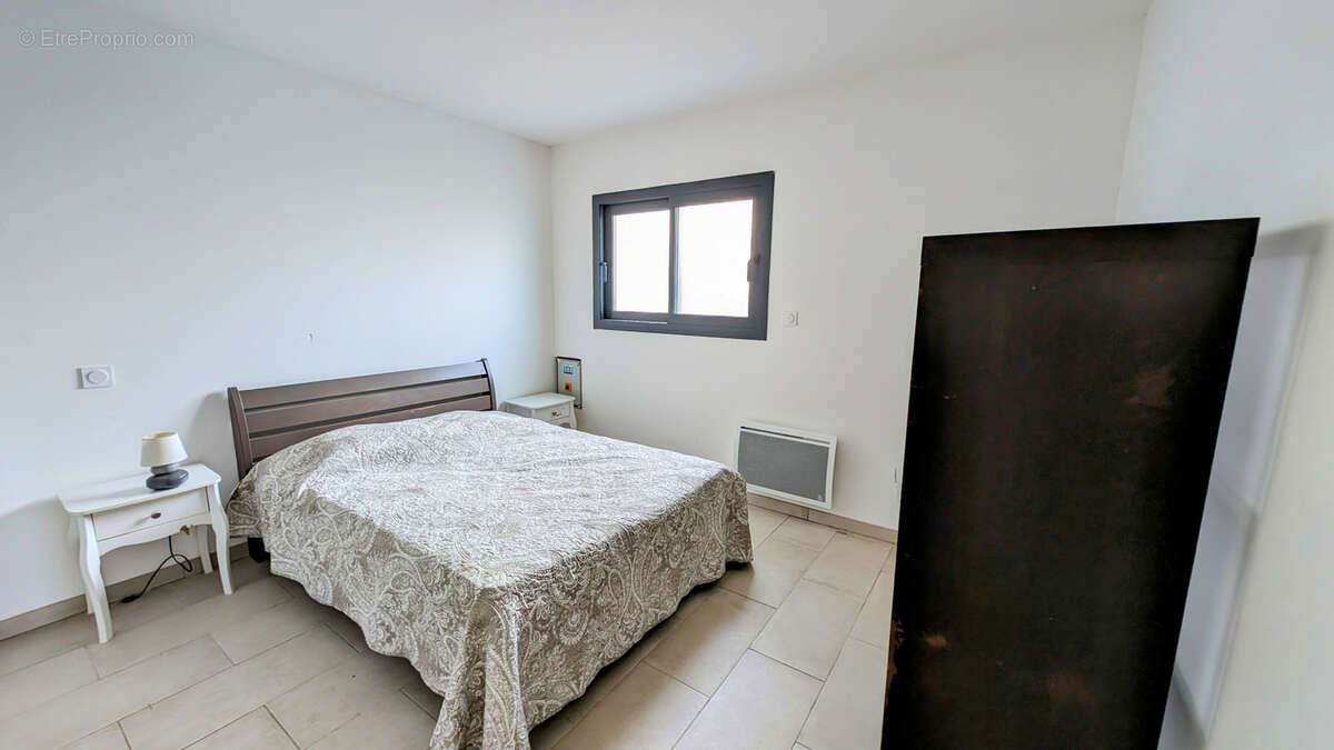 Maison à VILLELONGUE-DELS-MONTS