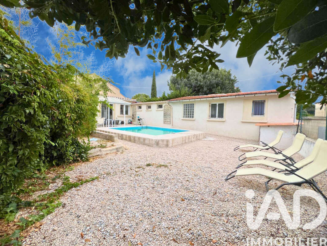 Maison 167 m² à Plan-De-Cuques  - photo 4