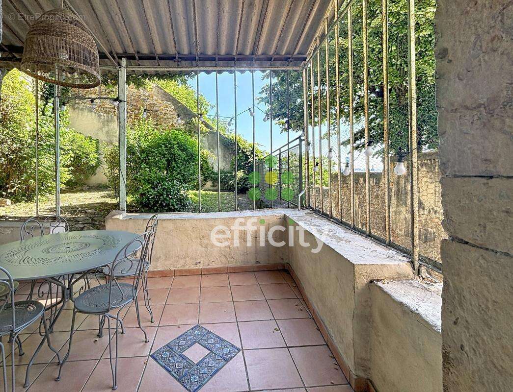 Appartement à LYON-5E