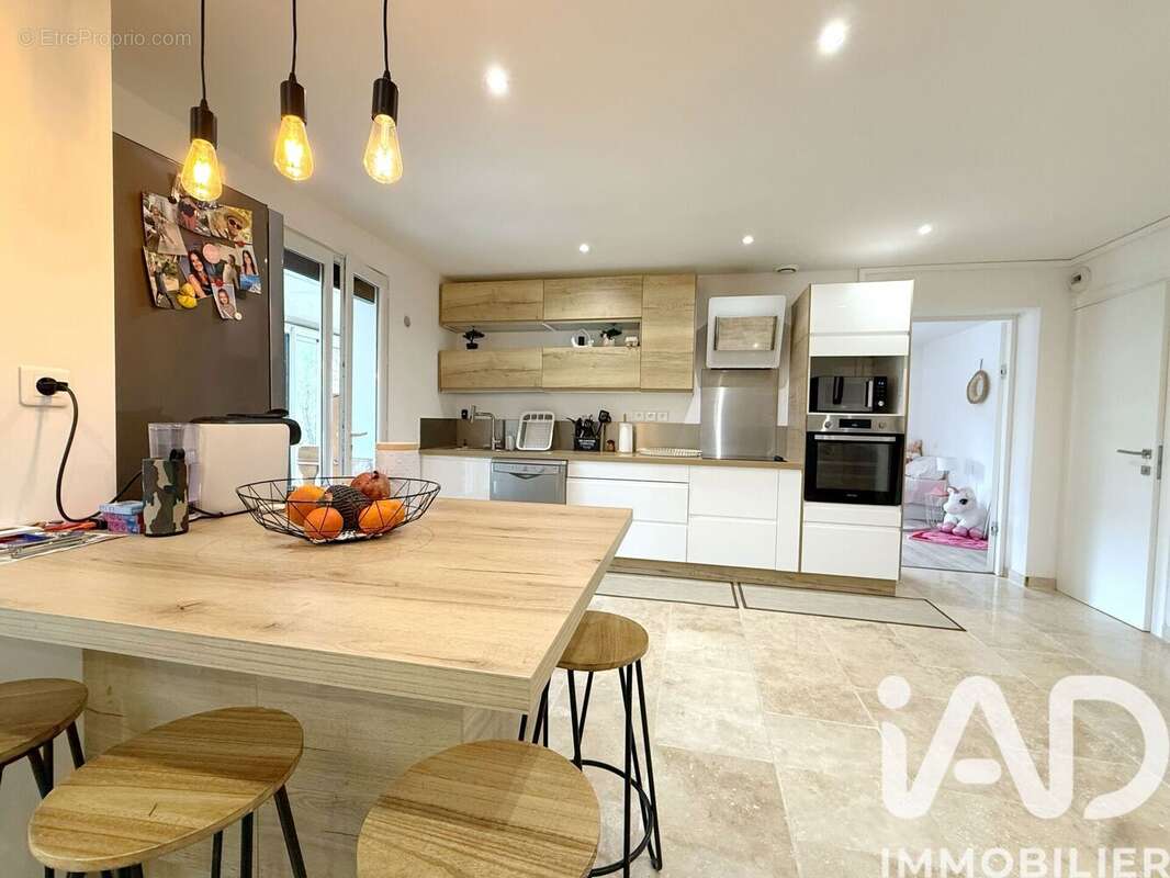 Photo 3 - Appartement à SOLLIES-PONT