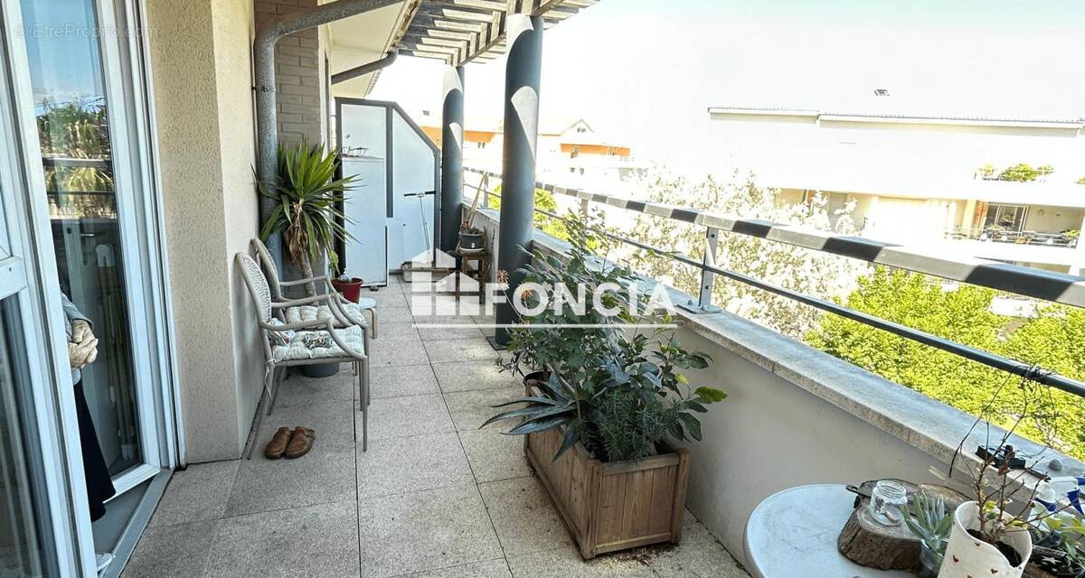 Appartement à MARSEILLE-8E