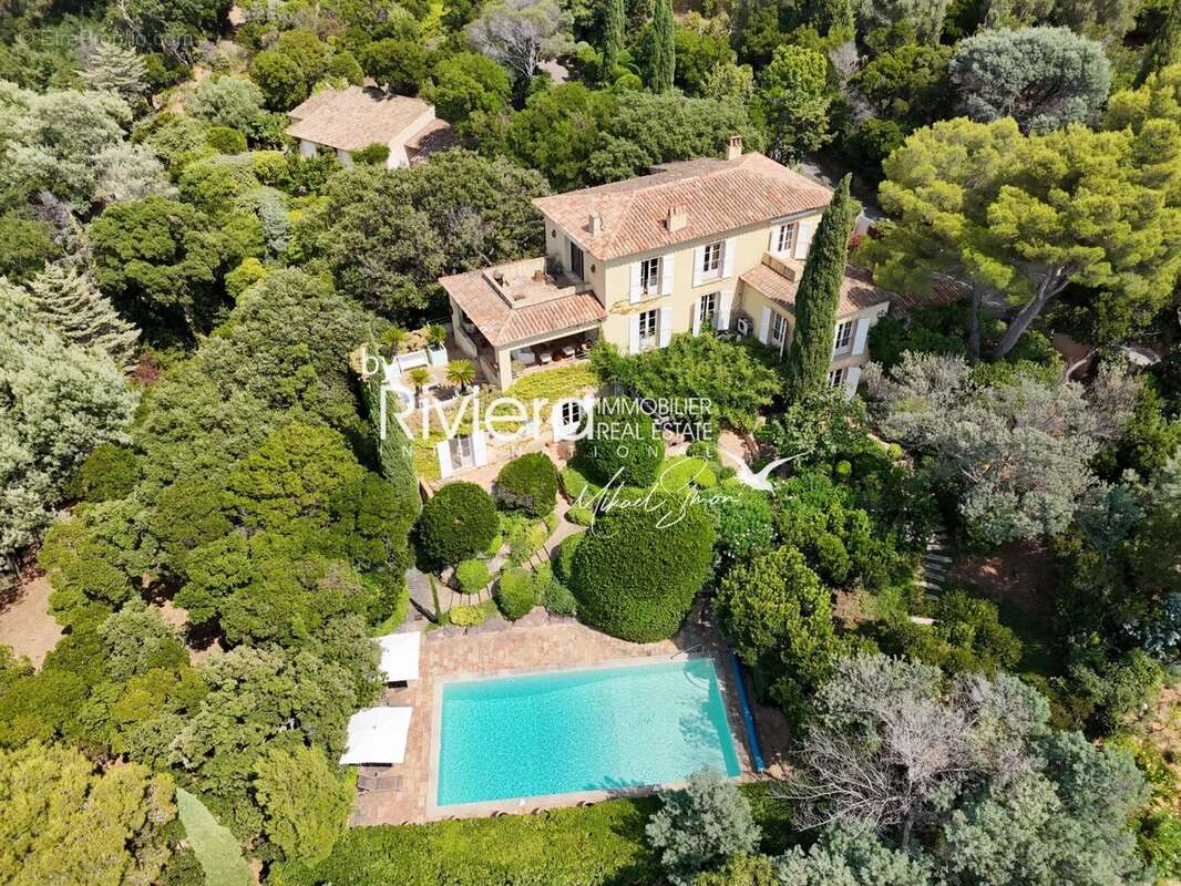 Maison à RAYOL-CANADEL-SUR-MER
