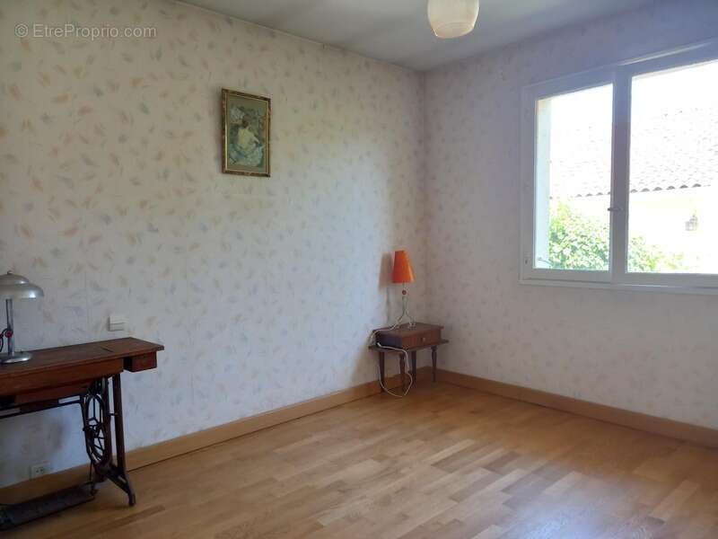 Maison à vendre 7 pièces VILLEFRANCHE DE ROUERGUE (12) - photo 16