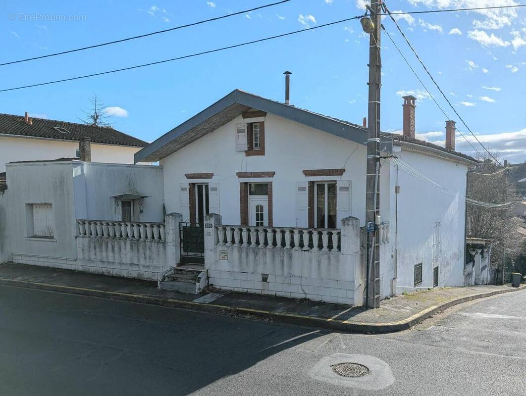   - Appartement à CASTRES