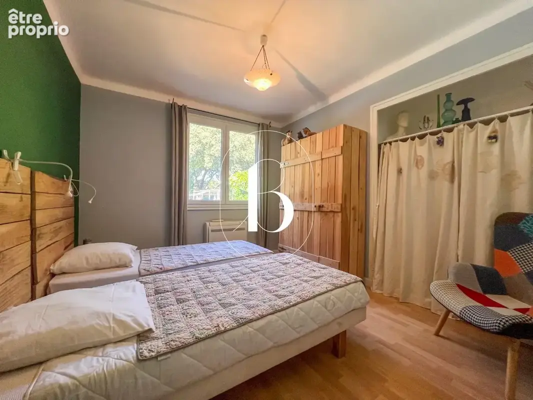 Maison sur grand terrain avec écuries - photo 10