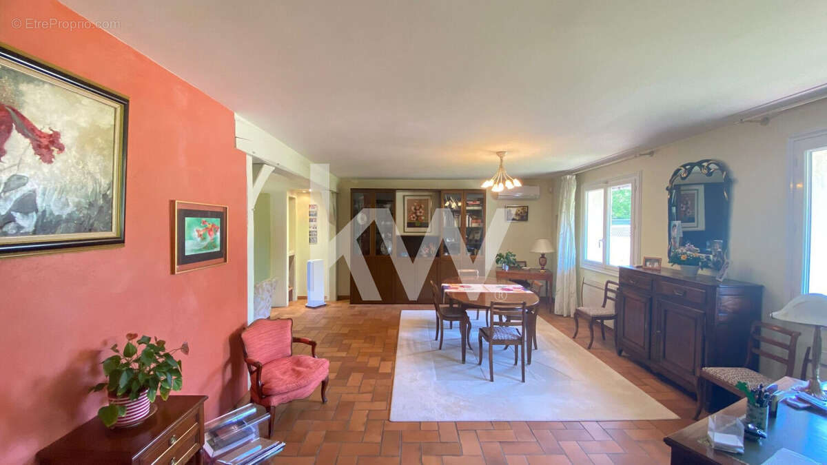 Maison 175 m² à Checy  - photo 3