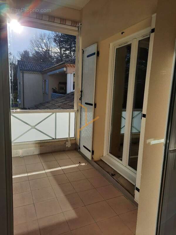 Appartement à DIEULEFIT