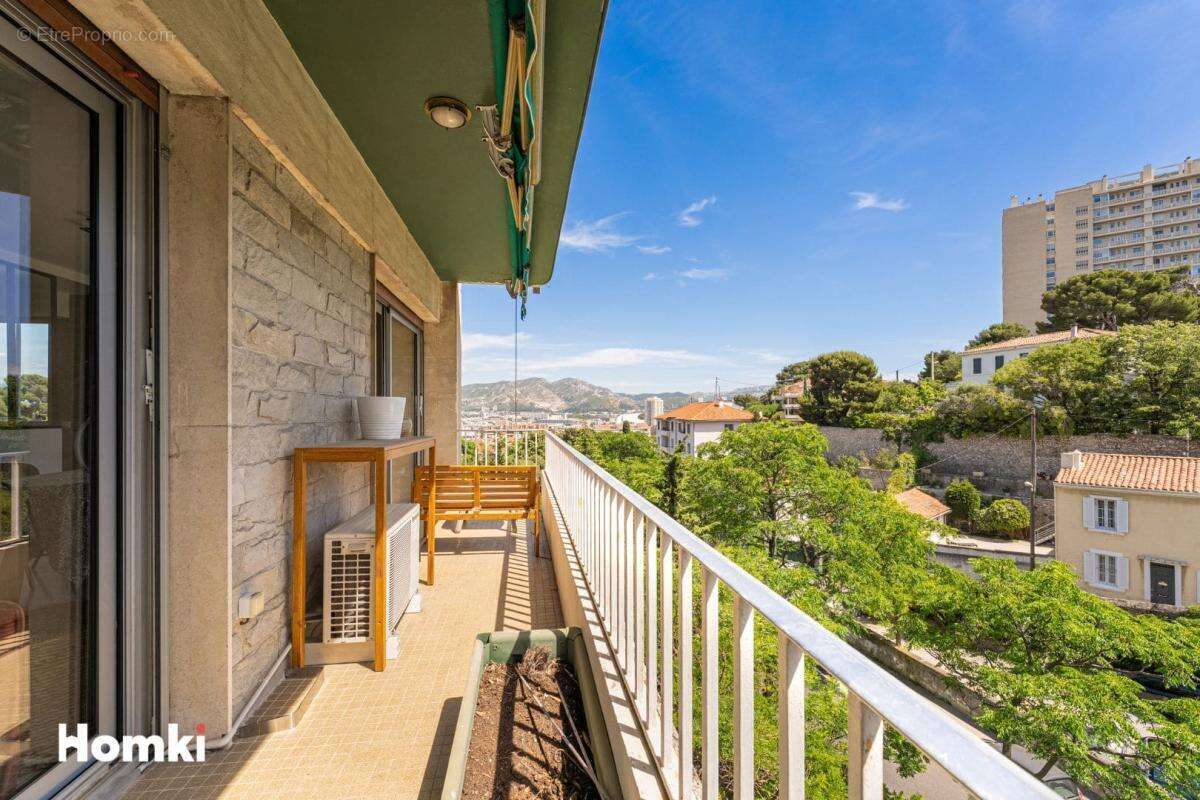 Appartement à MARSEILLE-8E