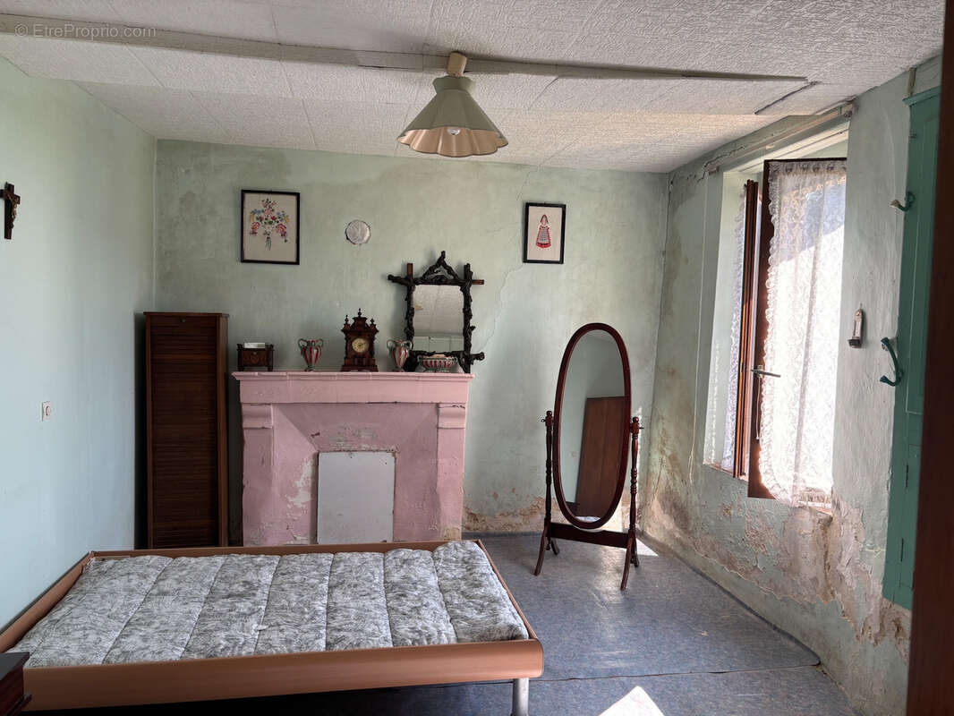 Maison à BESSE-SUR-BRAYE