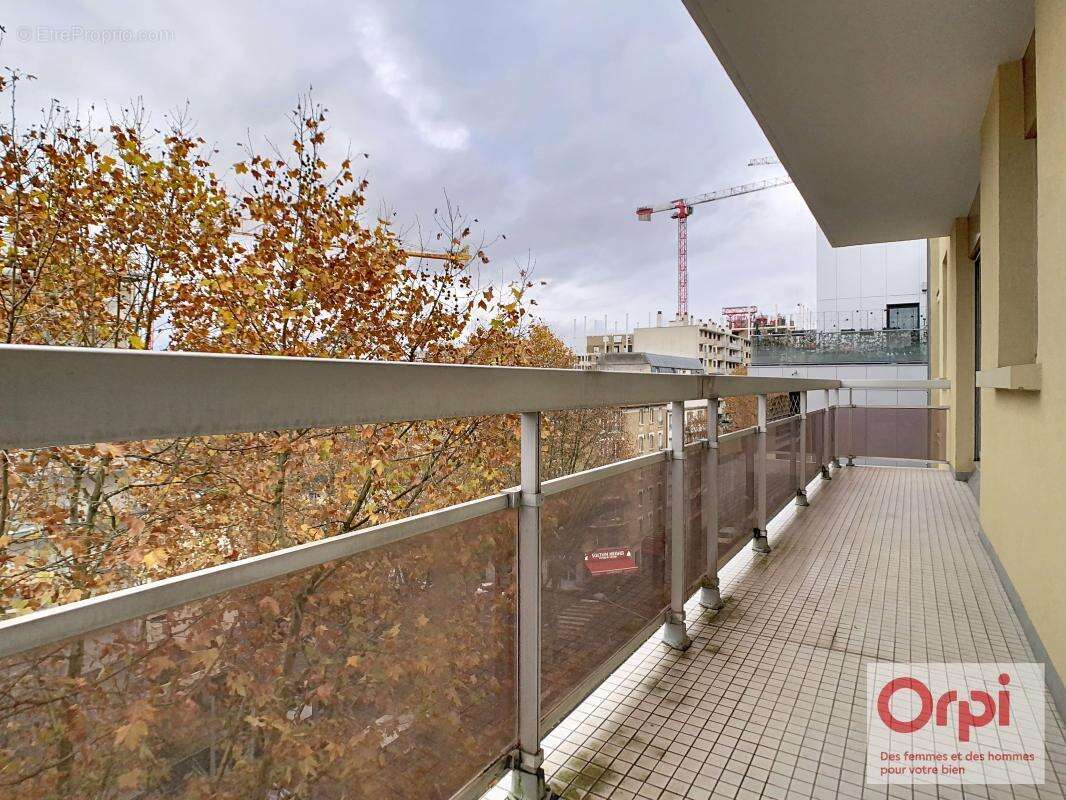 Appartement à ISSY-LES-MOULINEAUX