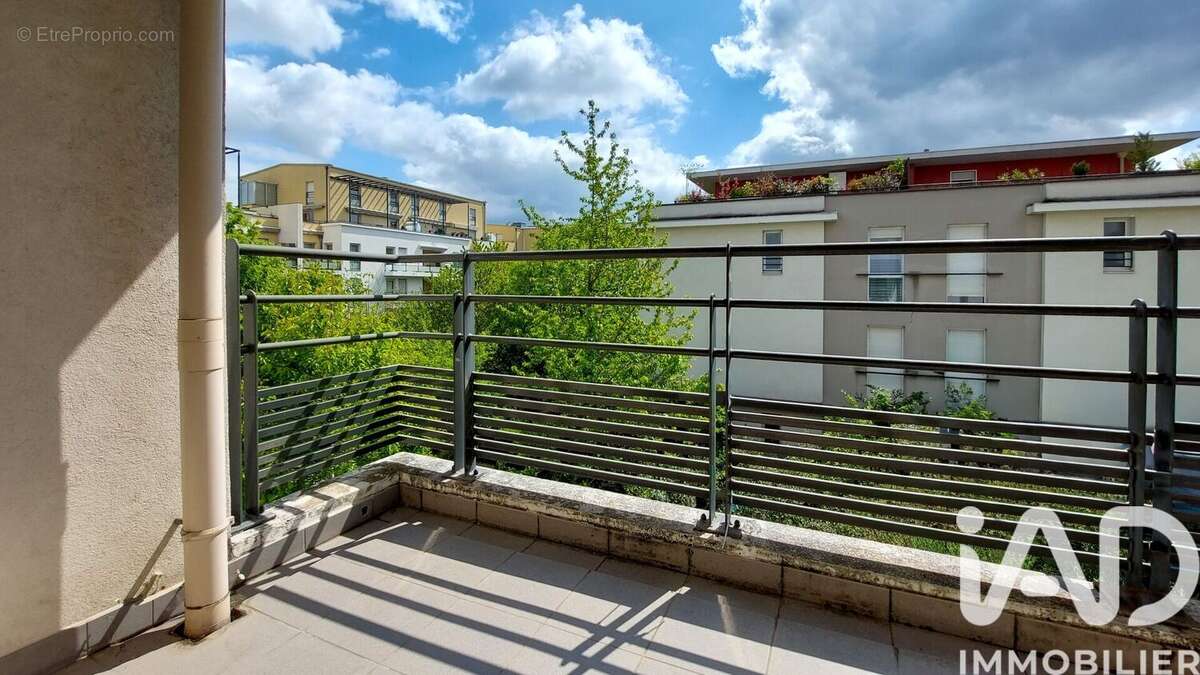 Photo 5 - Appartement à BRON